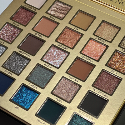 THE KING EYE SHADOW PALETTE